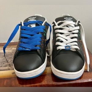 Adidas BK4 Adicolor Men Sneakers Size 10 1/2 Vintage